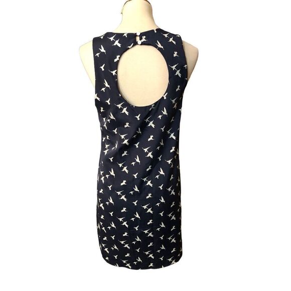 Everly hummingbird print sheath dress with back cut out and two white button clo - Picture 7 of 13